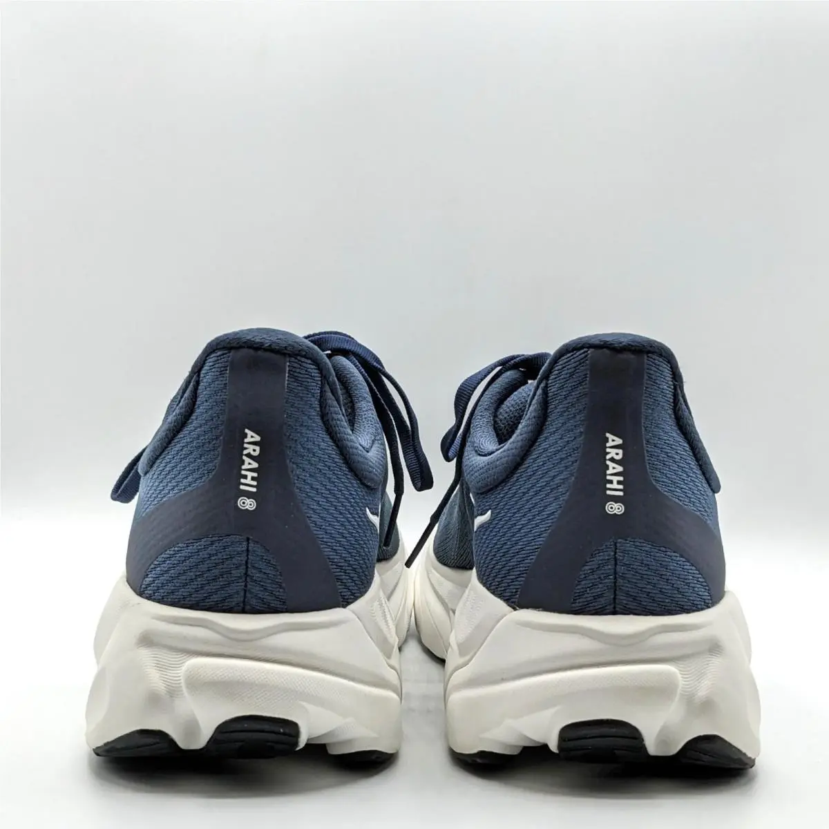 Hoka shoes - HOKA One One Arahi 8 - 1168690/ VYN - Blue 13