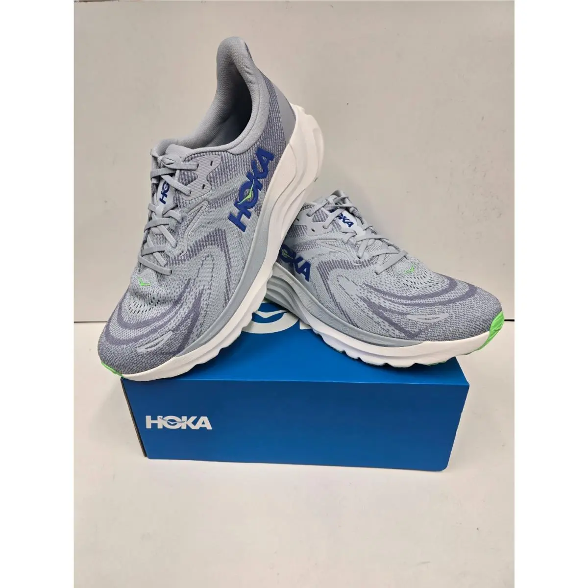 Hoka shoes - Arahi 8 - Arahi - Stardust / Cosmic Grey (SSTC) 20