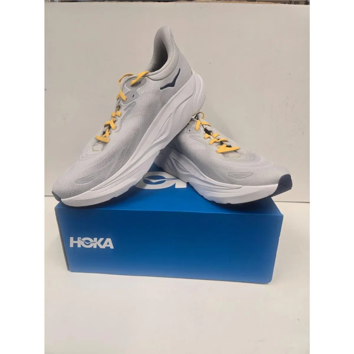 Hoka shoes - Arahi 8 - Arahi - Stardust / Cosmic Grey (SSTC) 0