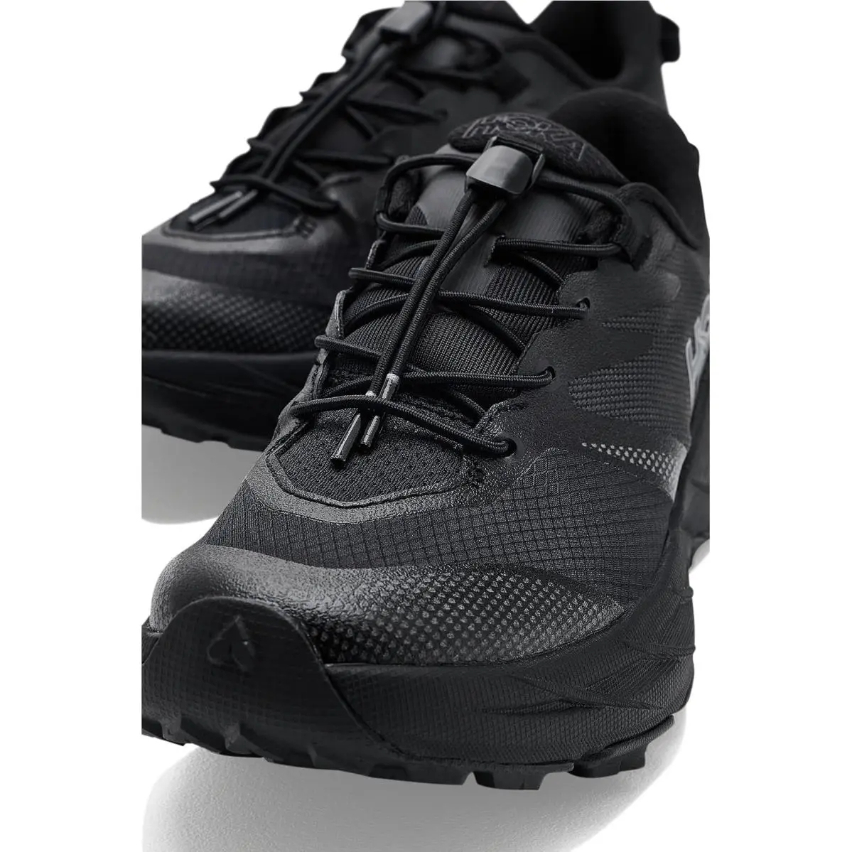 Hoka shoes - Black/Black 4