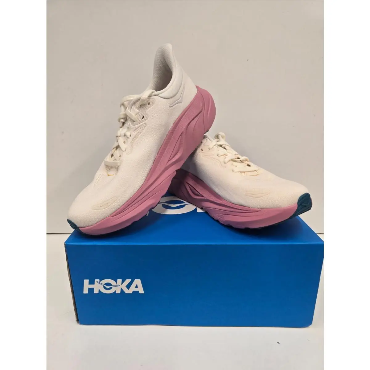 Hoka shoes - Arahi 8 - Arahi - Black/White BWHT 70