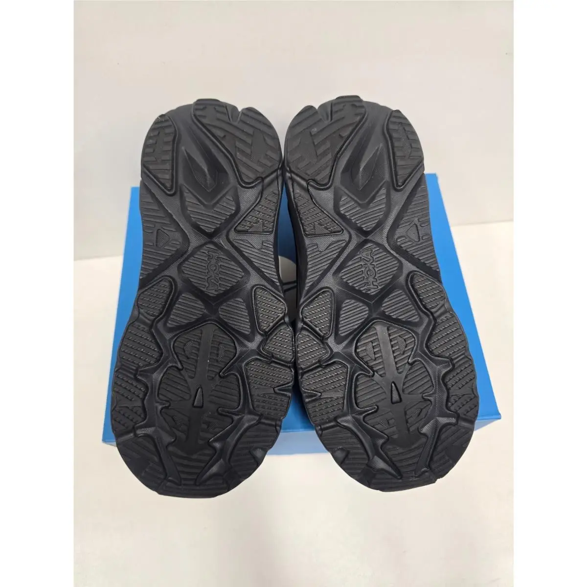 Hoka shoes - Arahi 8 - Arahi - Black/White BWHT 88