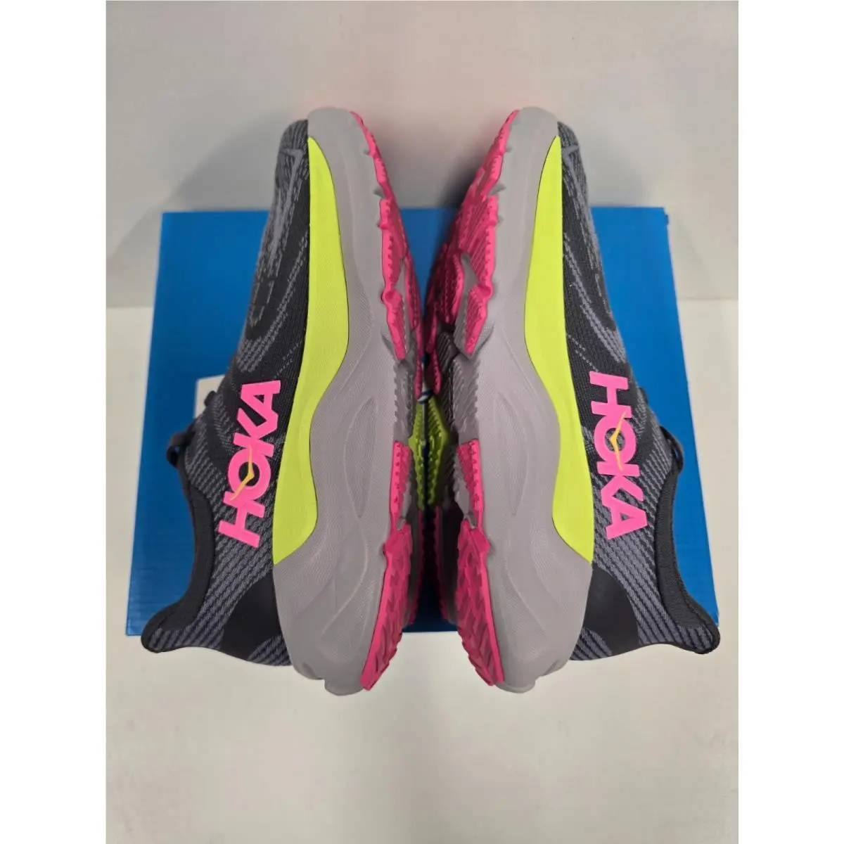 Hoka shoes - Arahi 8 - Arahi - Black/White BWHT 31