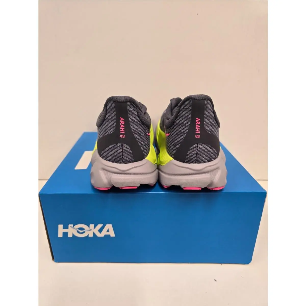 Hoka shoes - Arahi 8 - Arahi - Black/White BWHT 32