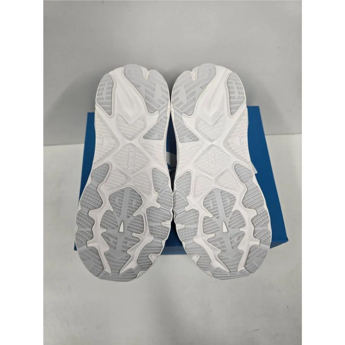 Hoka shoes - Arahi 8 - Arahi - Black/White BWHT 95