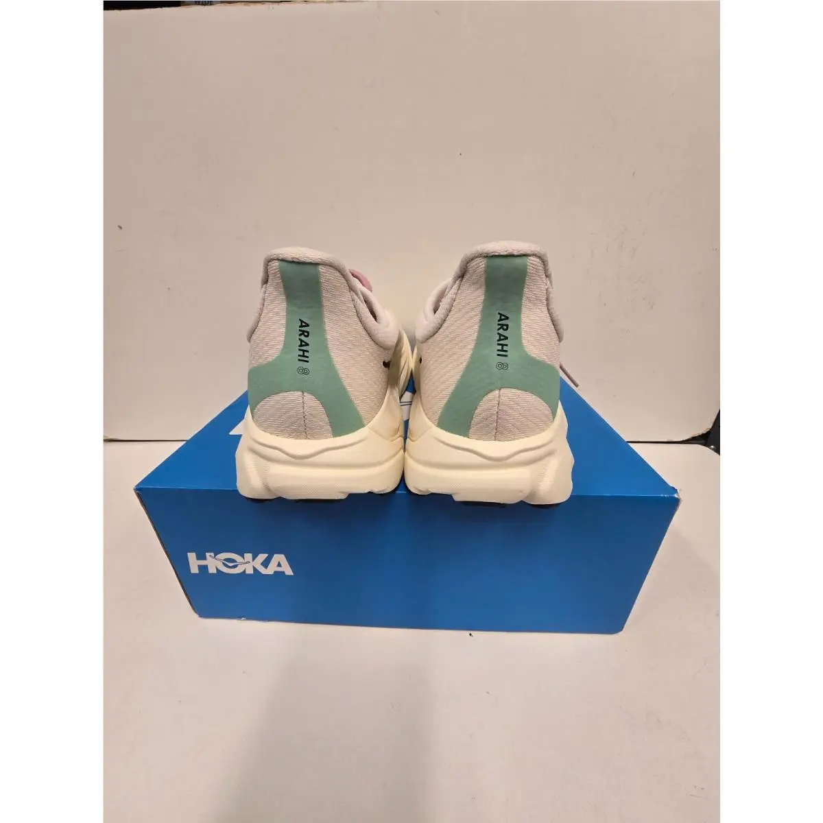 Hoka shoes - Arahi 8 - Arahi - Black/White BWHT 19