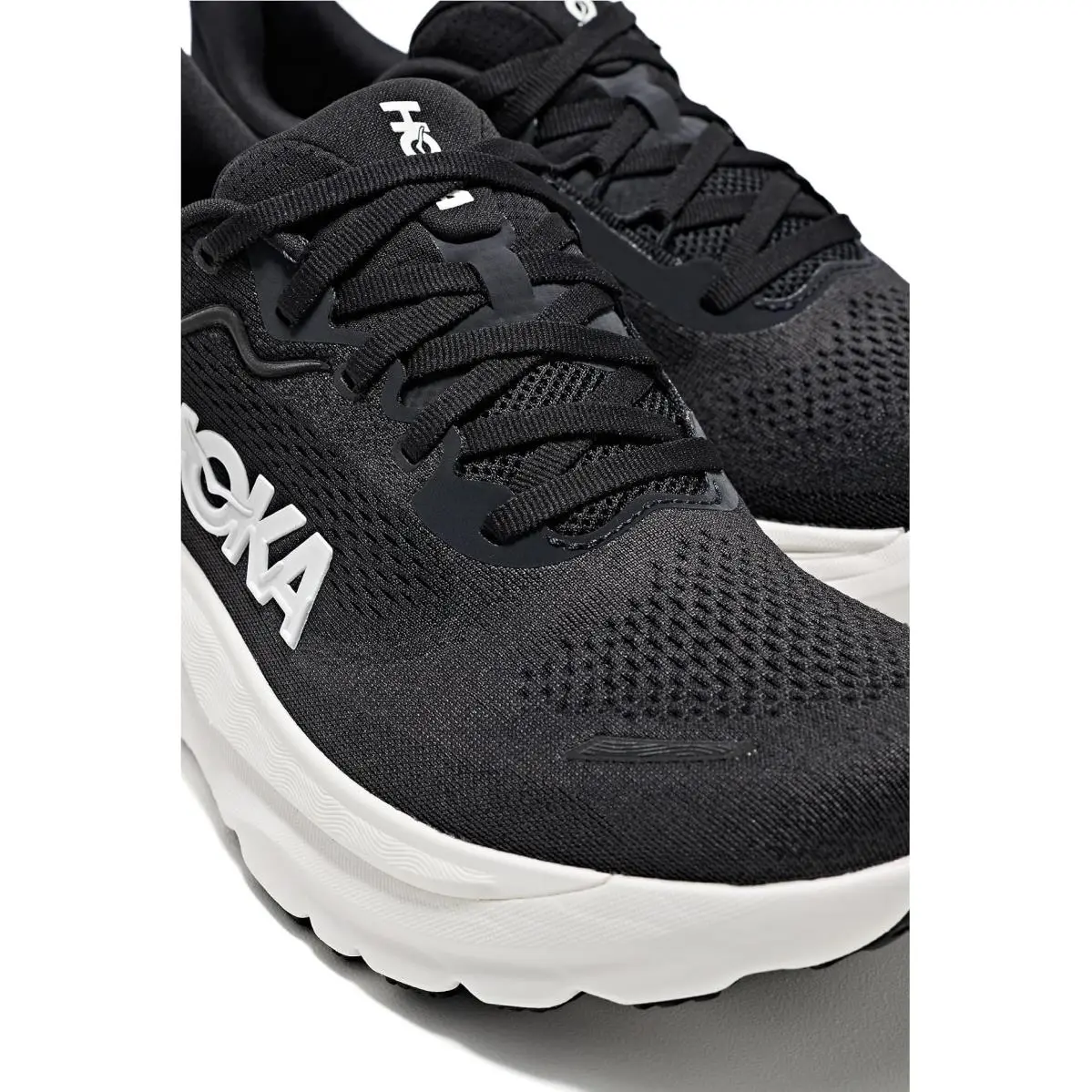 Hoka shoes - Black/White 4