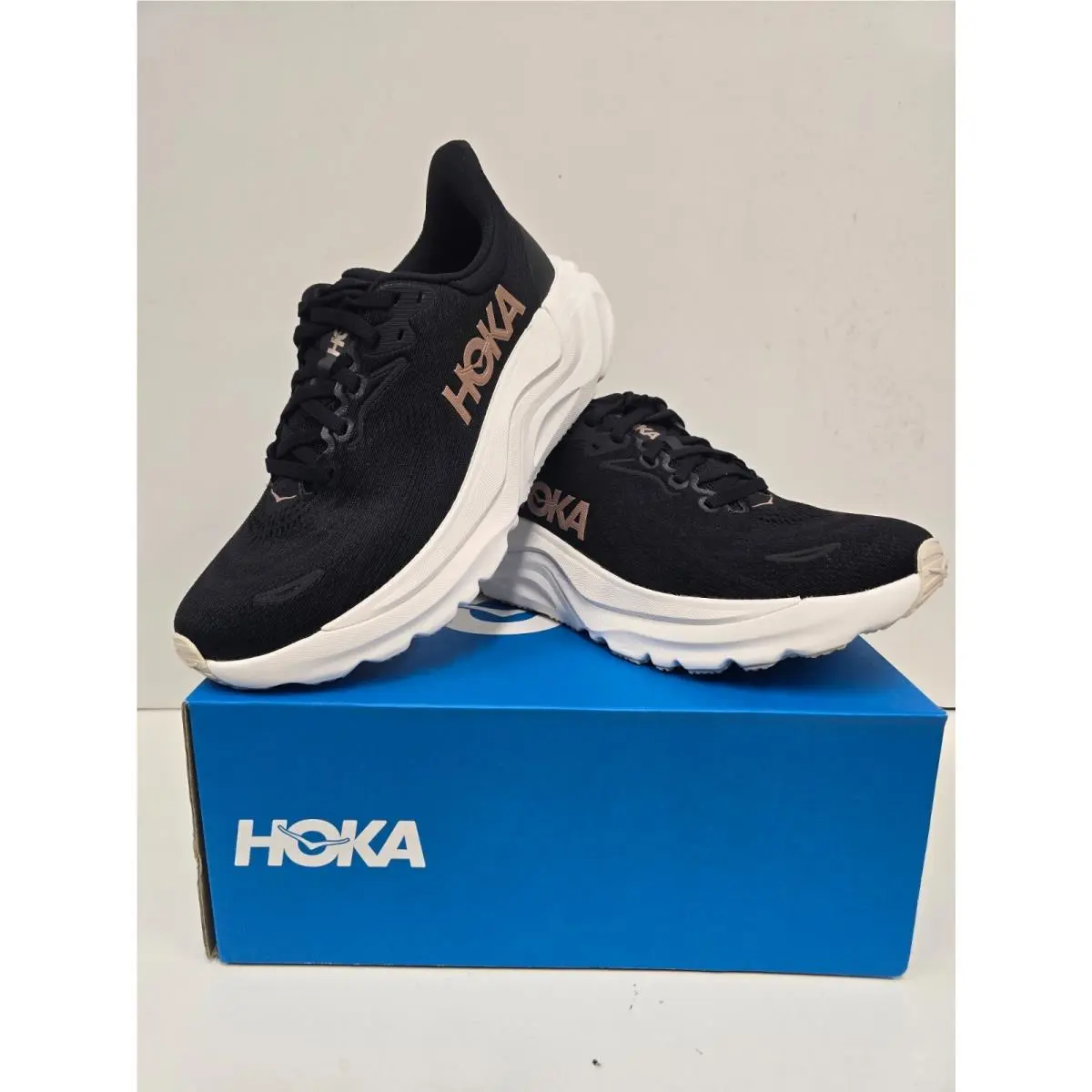 Hoka shoes - Arahi 8 - Arahi - Black/White BWHT 27