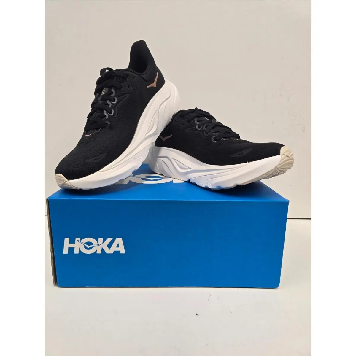 Hoka shoes - Arahi 8 - Arahi - Black/White BWHT 28