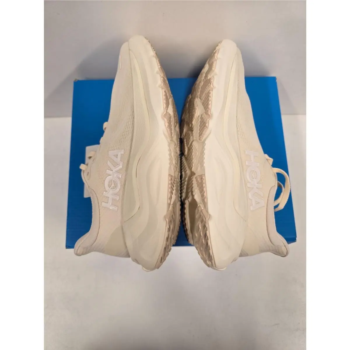 Hoka shoes - Arahi 8 - Arahi - Black/White BWHT 24