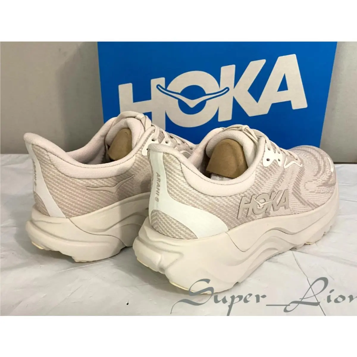 Hoka shoes - Hoka One One Arahi - One One Arahi - Grout / Putty 13