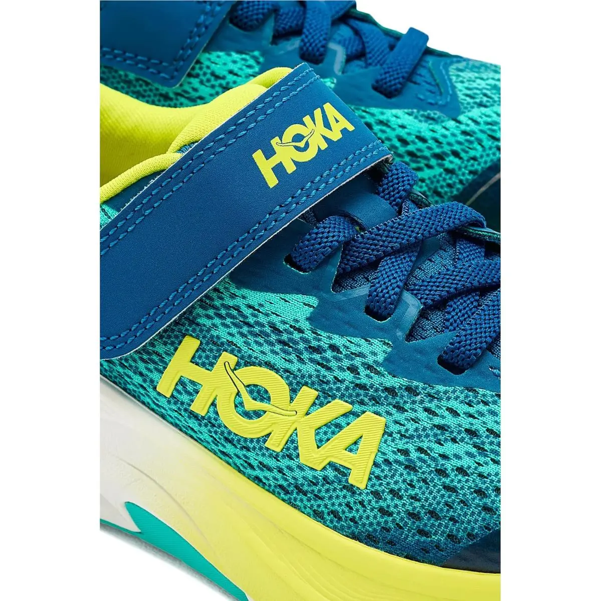 Hoka shoes - Birch/Cement 32