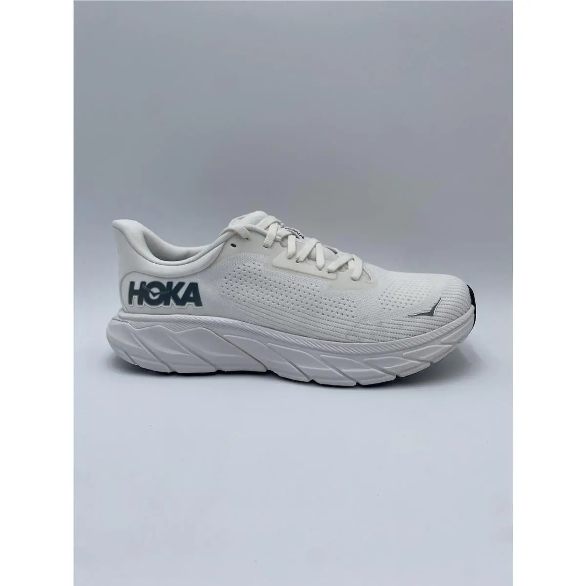 Hoka shoes - Hoka One One Arahi 7 - White 2