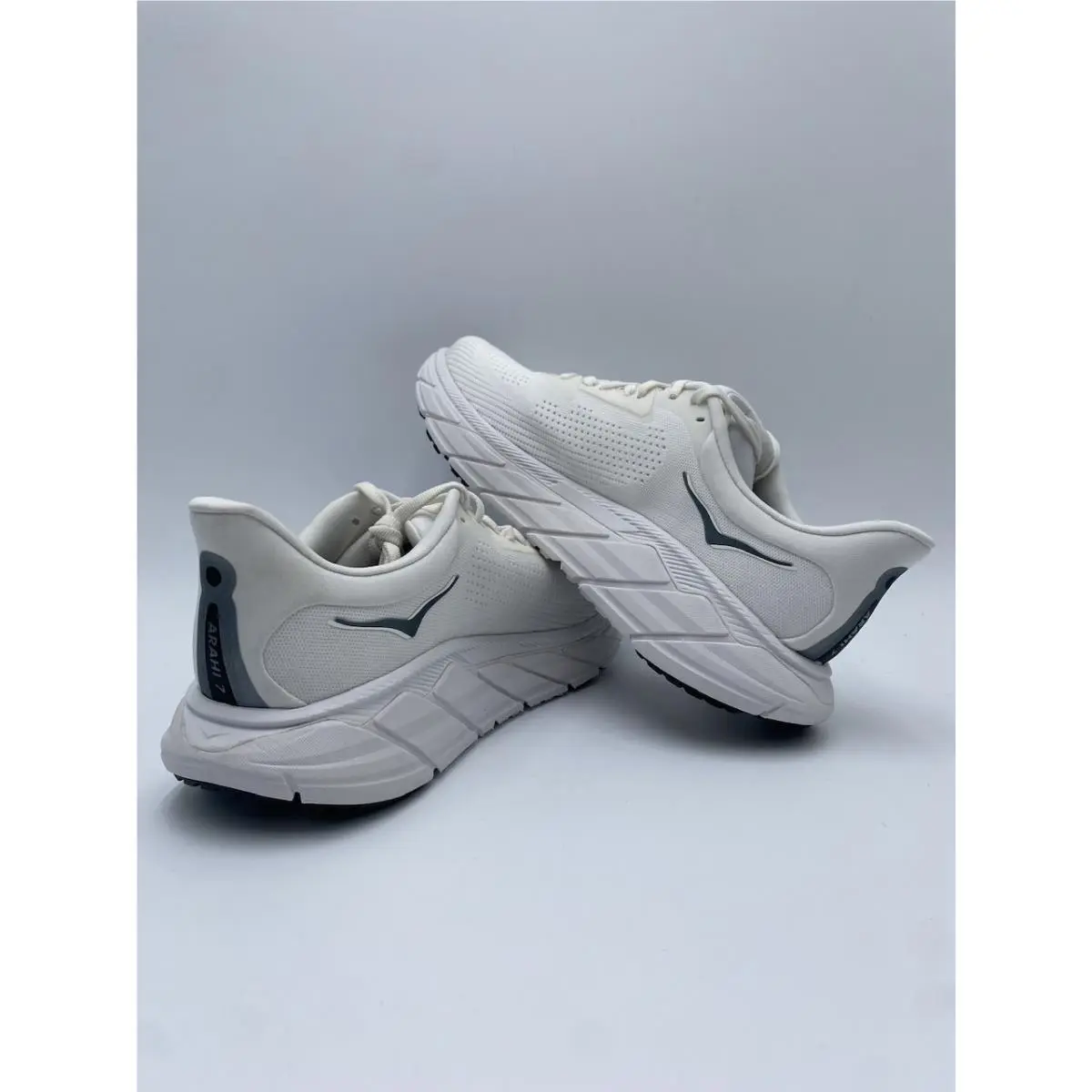 Hoka shoes - Hoka One One Arahi 7 - White 6