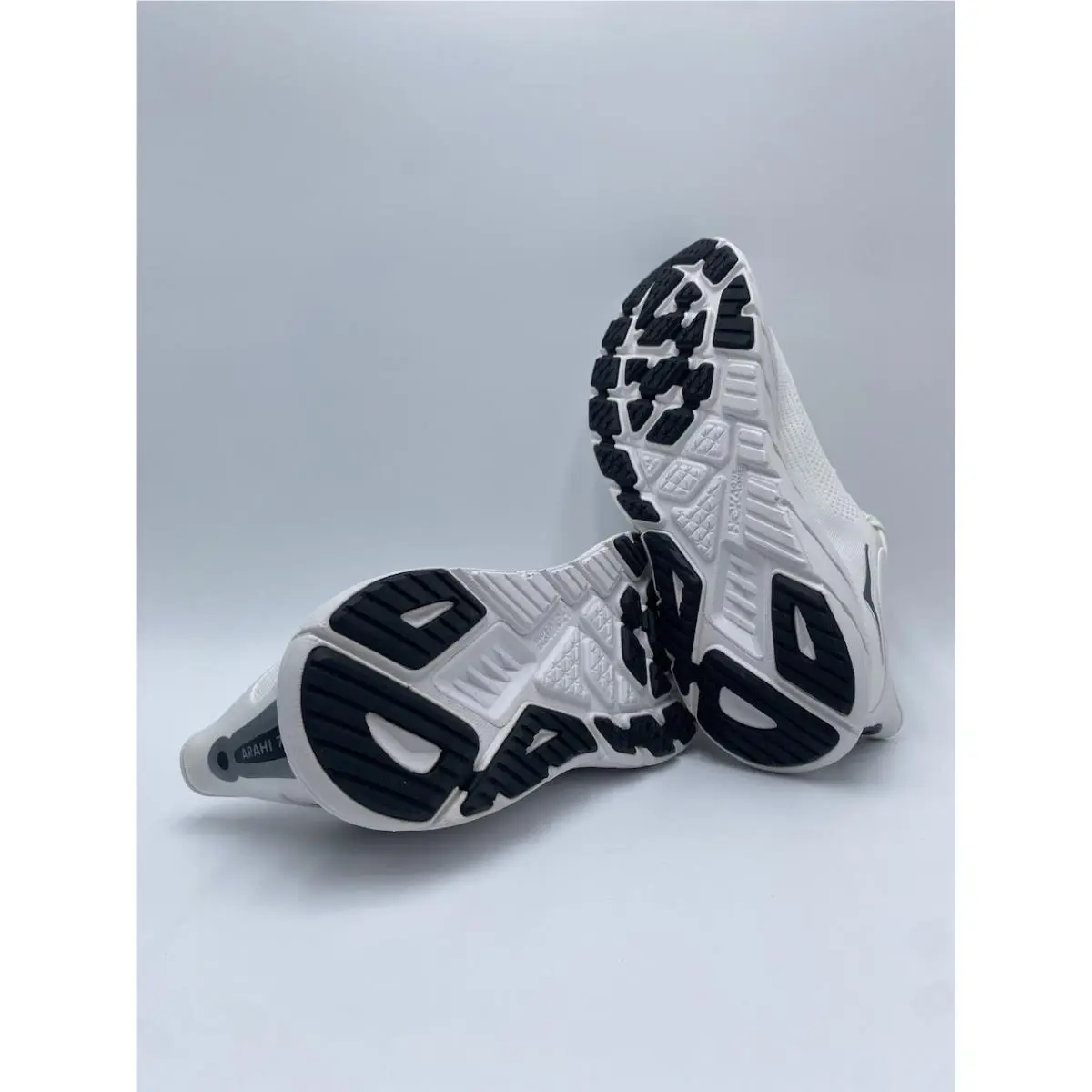 Hoka shoes - Hoka One One Arahi 7 - White 7