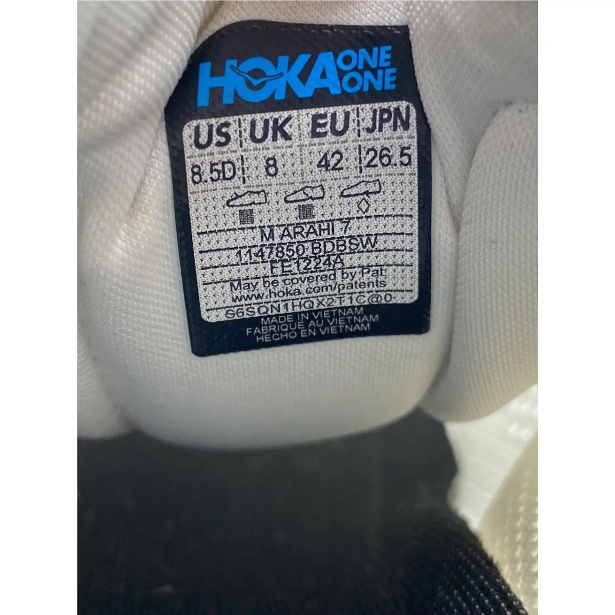 Hoka shoes - Hoka One One Arahi 7 - White 8