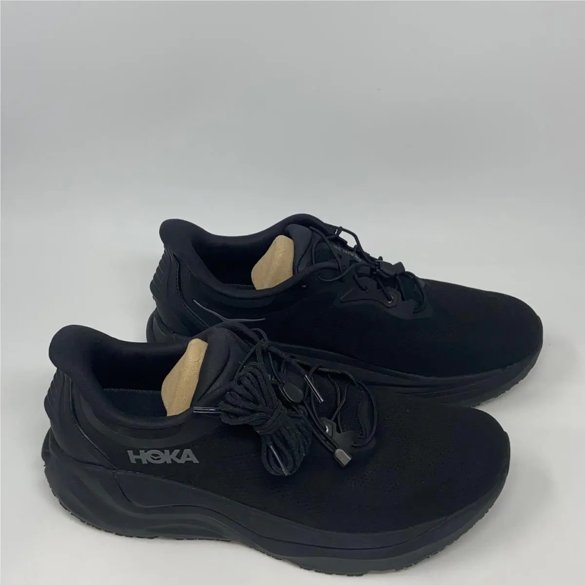 Hoka shoes - Black (UPC: 198605500640) 0