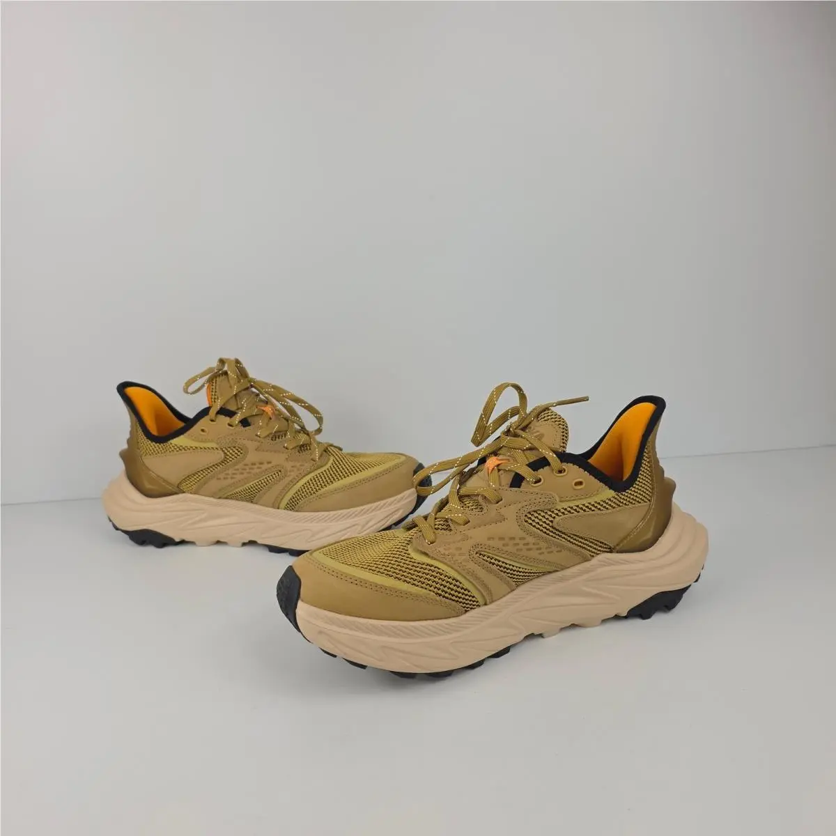 Hoka shoes - Anacapa 2 Freedom - Anacapa Freedom - Tan 1