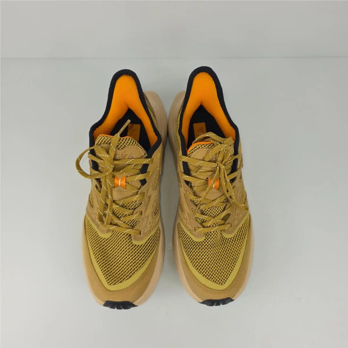 Hoka shoes - Anacapa 2 Freedom - Anacapa Freedom - Tan 4