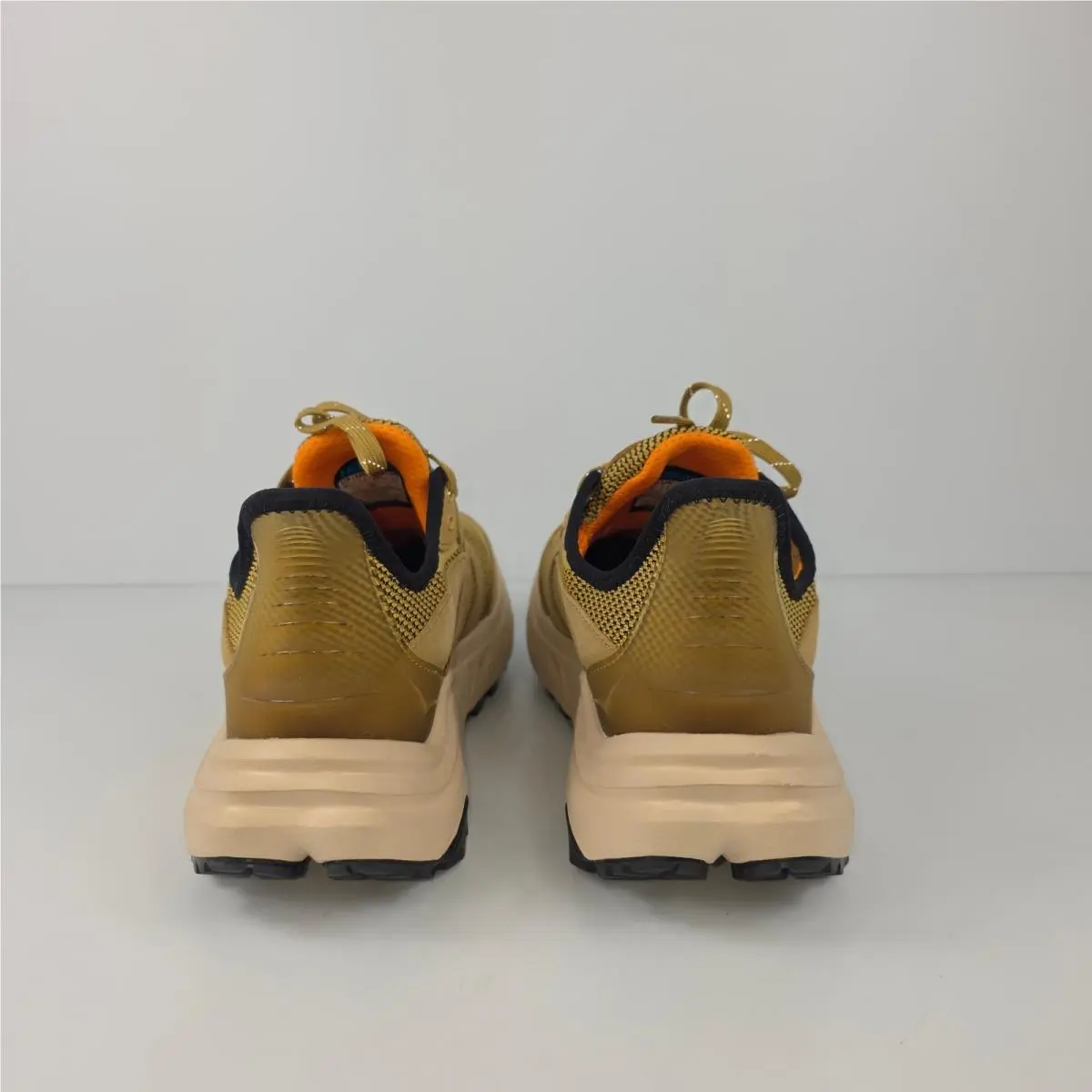 Hoka shoes - Anacapa 2 Freedom - Anacapa Freedom - Tan 6