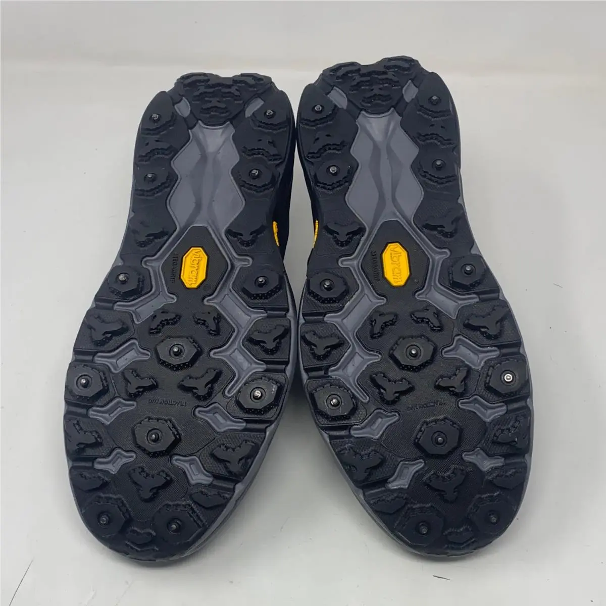 Hoka shoes - Black (UPC: 195719646356) 4