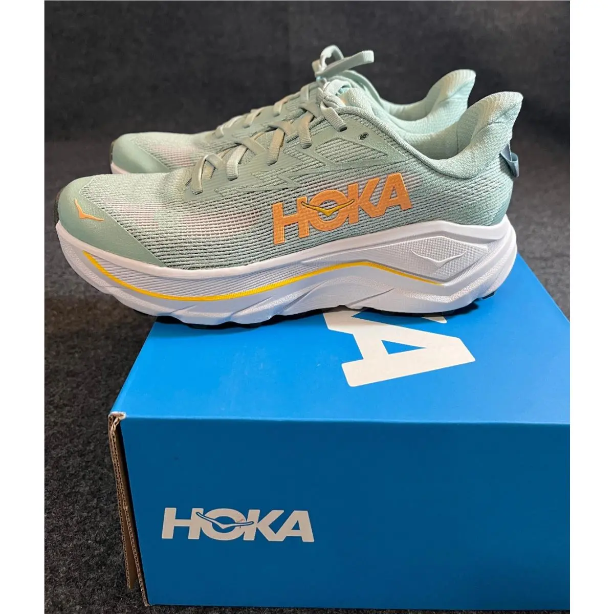 Hoka shoes - JADE 0