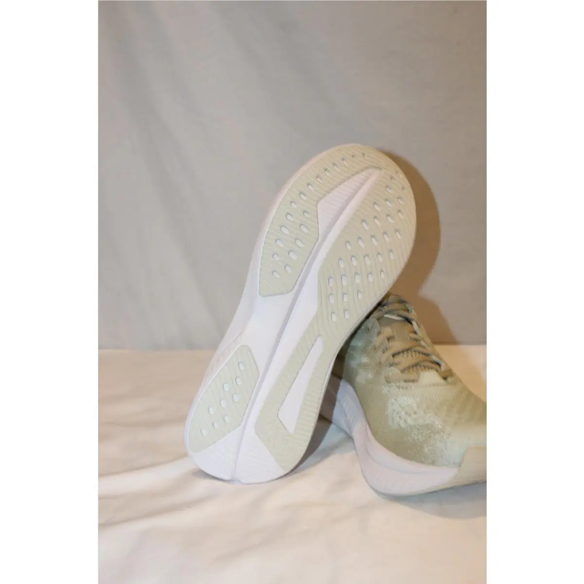 Hoka shoes - Green 6
