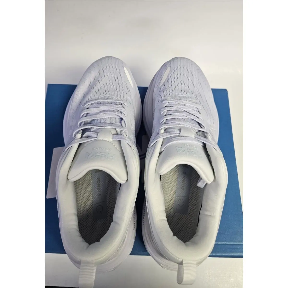 Hoka shoes - Hoka One One Bondi - One One Bondi - White 4