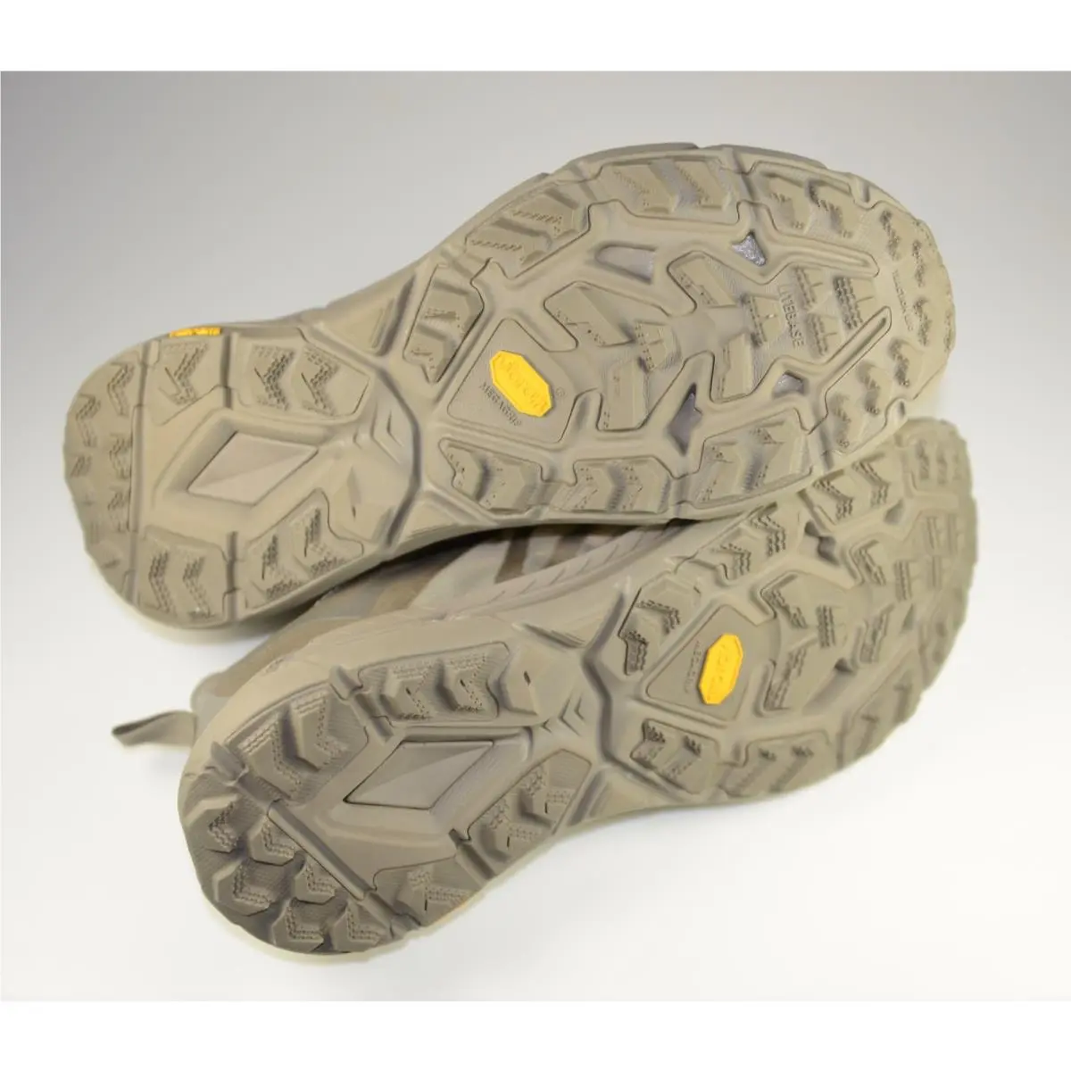 Hoka shoes - Hoka One One Mafate 4 - Beige 1