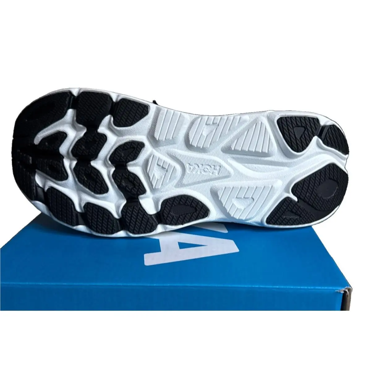 Hoka shoes - HOKA Clifton 11 - Clifton - 1176573 - Black 5