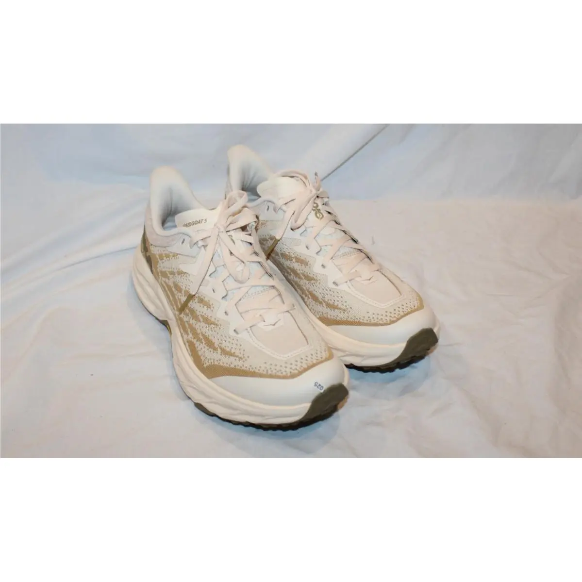 Hoka shoes - Beige 1