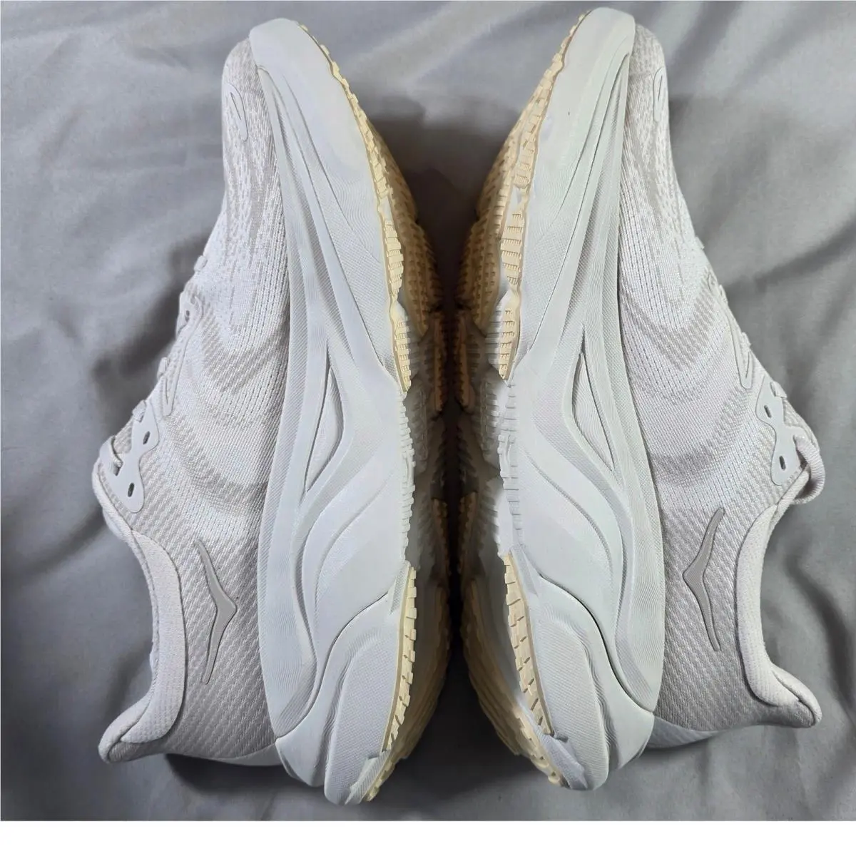 Hoka shoes - Arahi 8 - Arahi - Cream 4