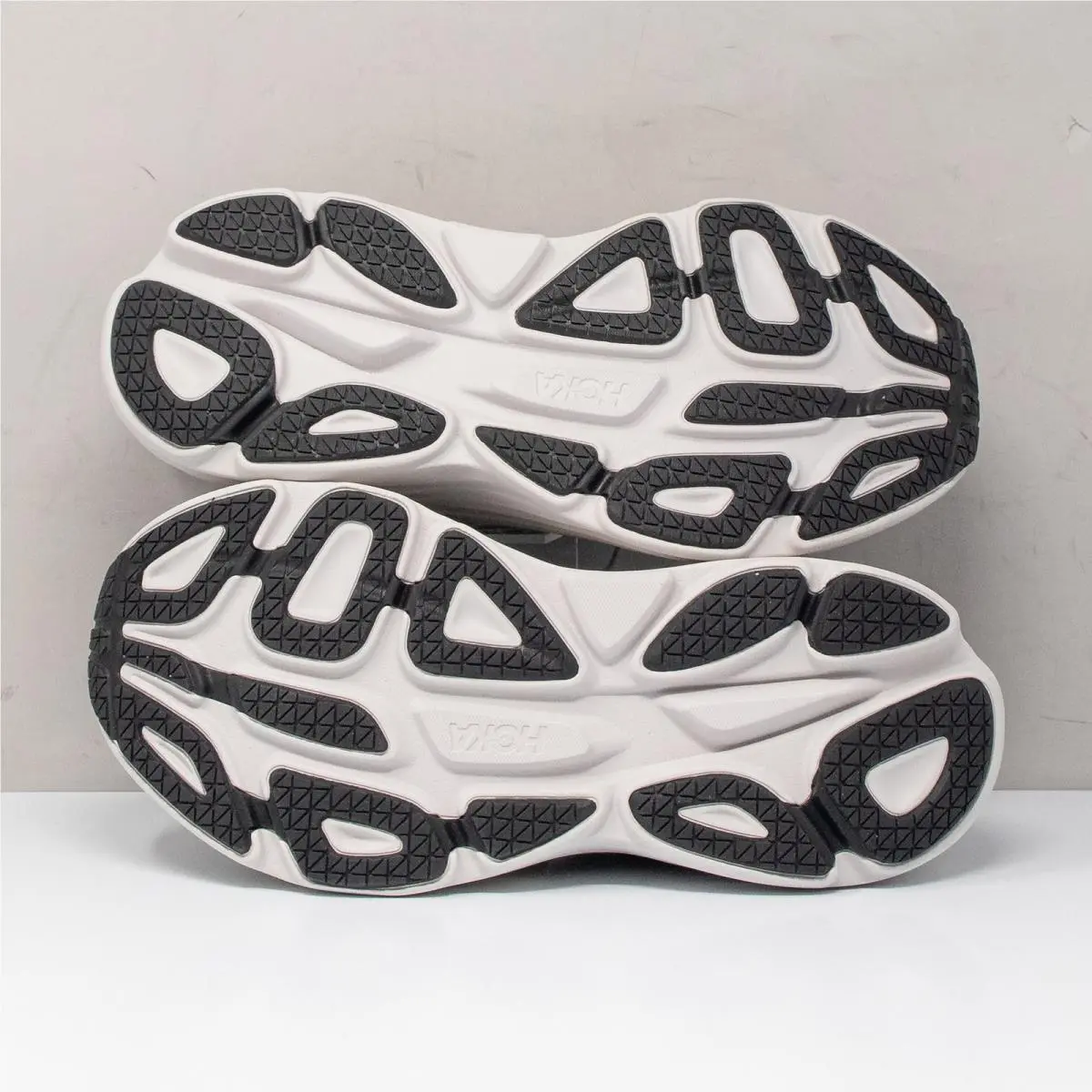 Hoka shoes - Hoka One Bondi 8 - One Bondi - 1123202-SHMS - Black (UPC: 195719628574) 2