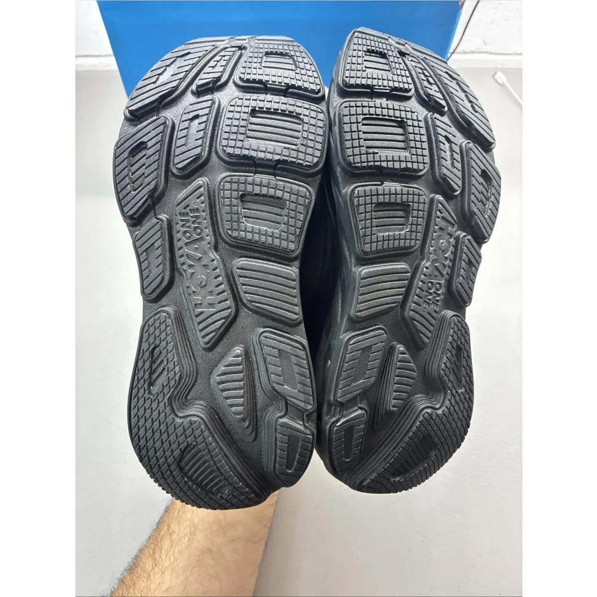 Hoka shoes - Hoka One One HOKA Bondi 6 - 1019269-BBLC - Black, Manufacturer: Black/Black 4