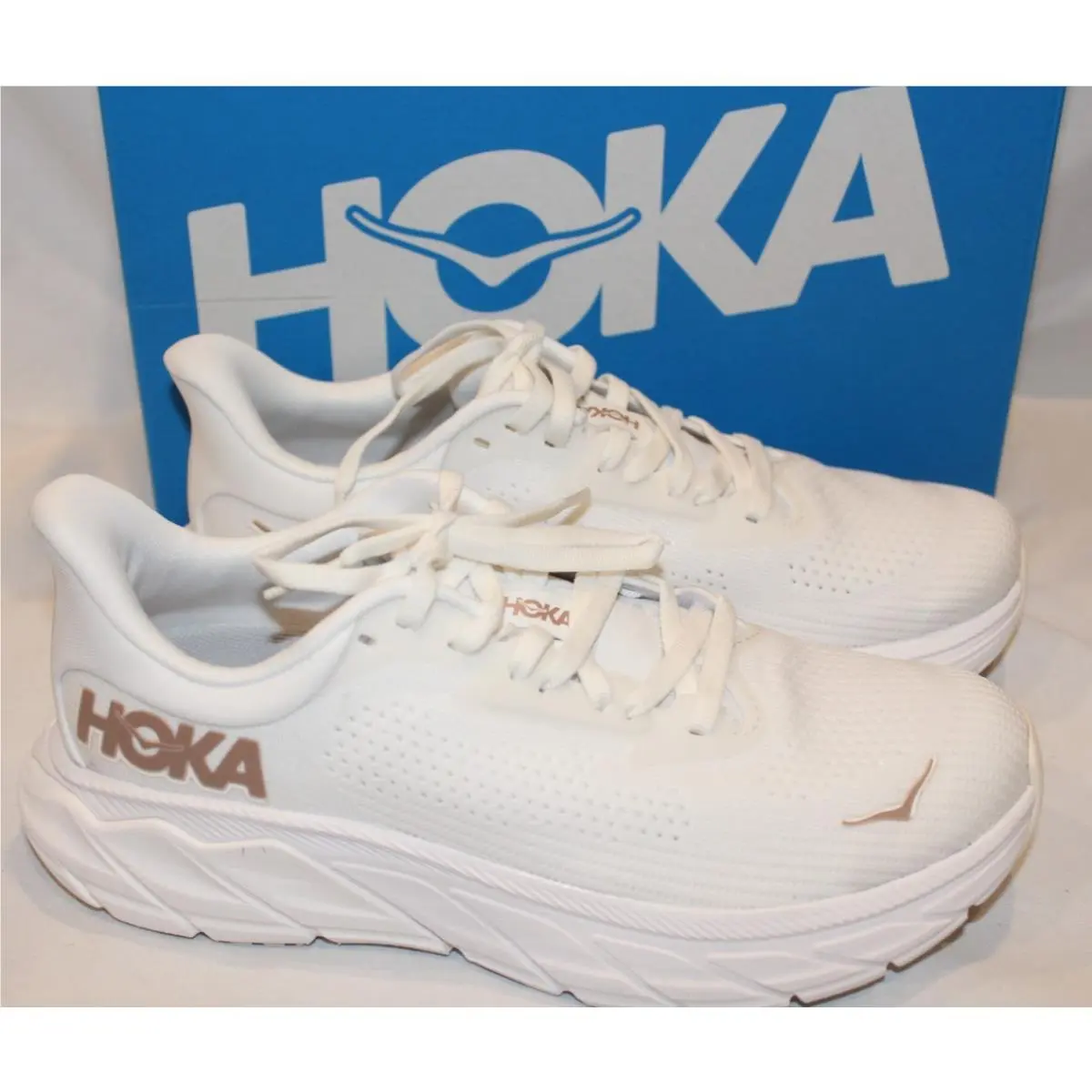 Hoka One Arahi 7 Women`s Running Athletic Sneakers White Gold Bsg SZ 8.5