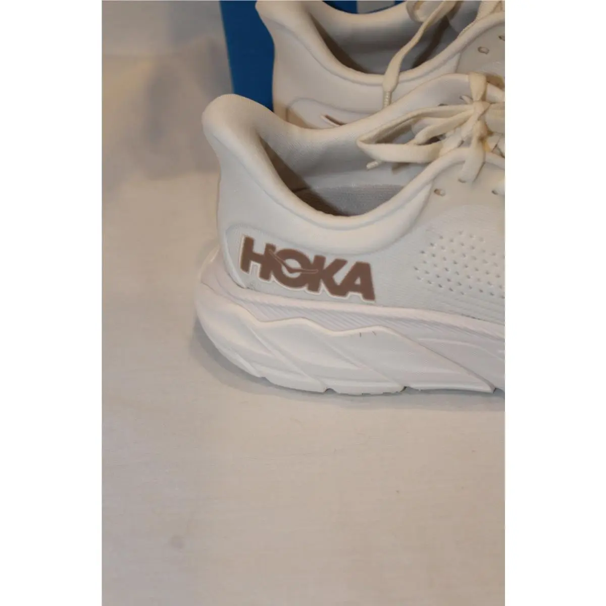 Hoka shoes - White 4