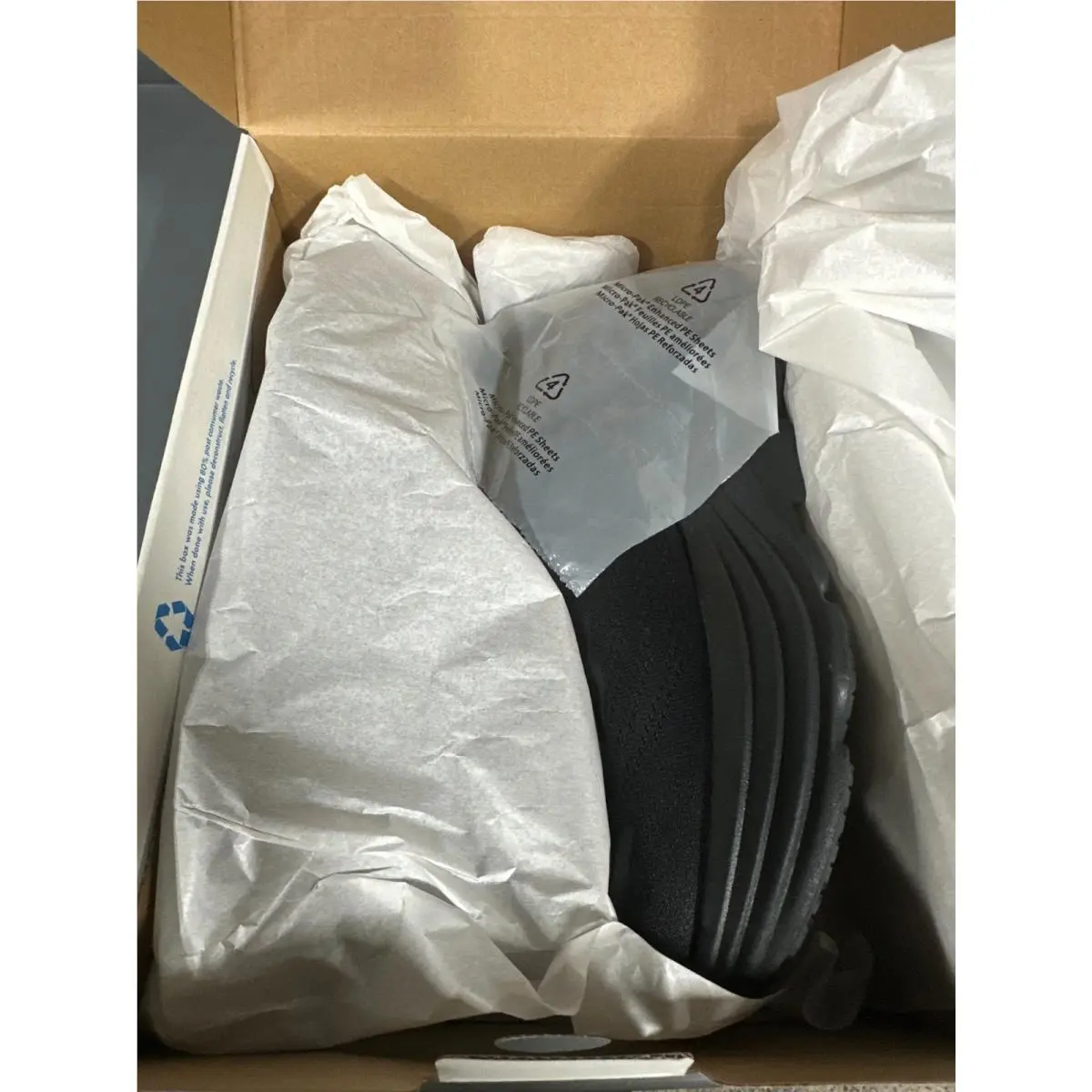 Hoka shoes - Hoka One One HOKA Bondi 8 - 1123202-BBLC - Black (UPC: 195719627676) 2