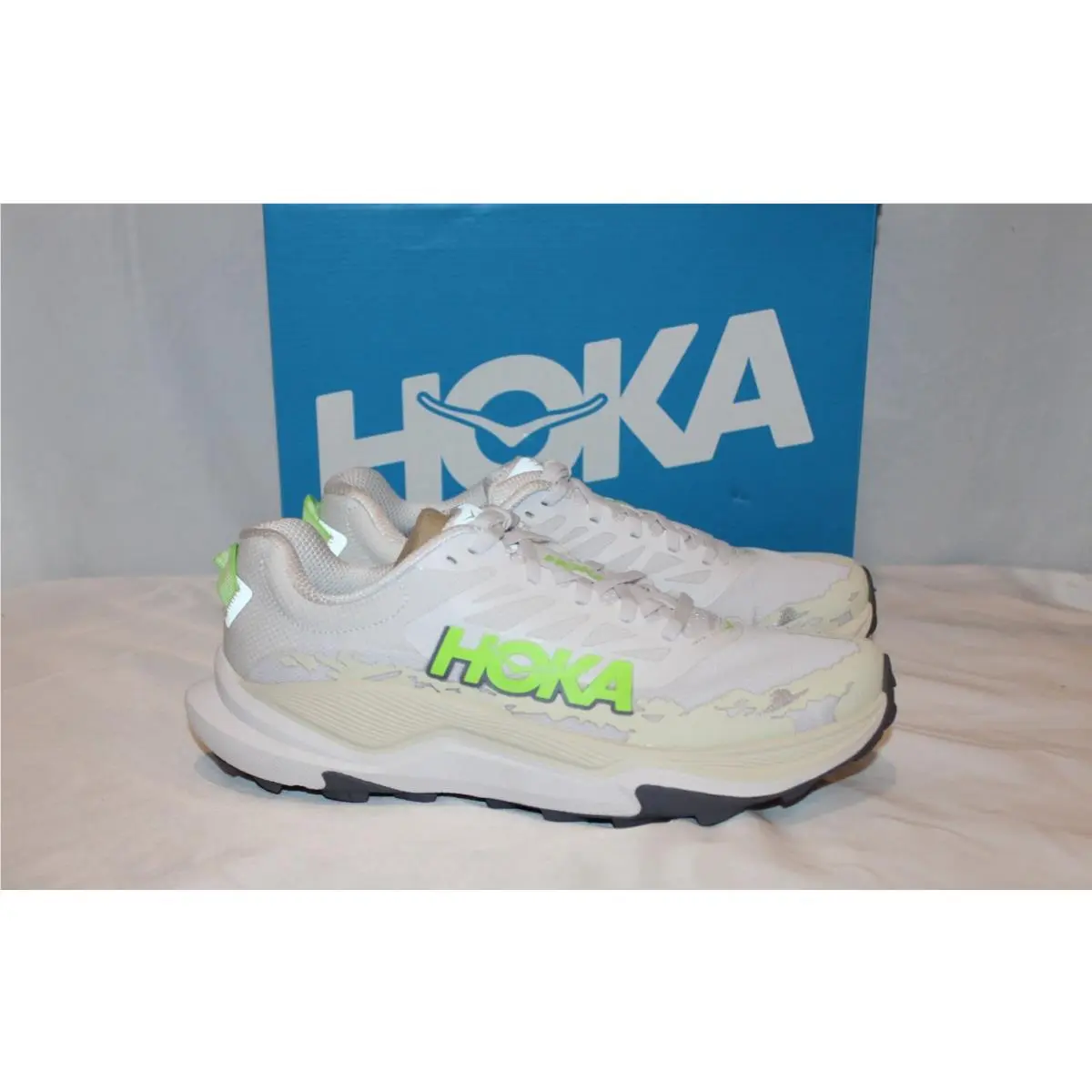 Hoka shoes - White 0