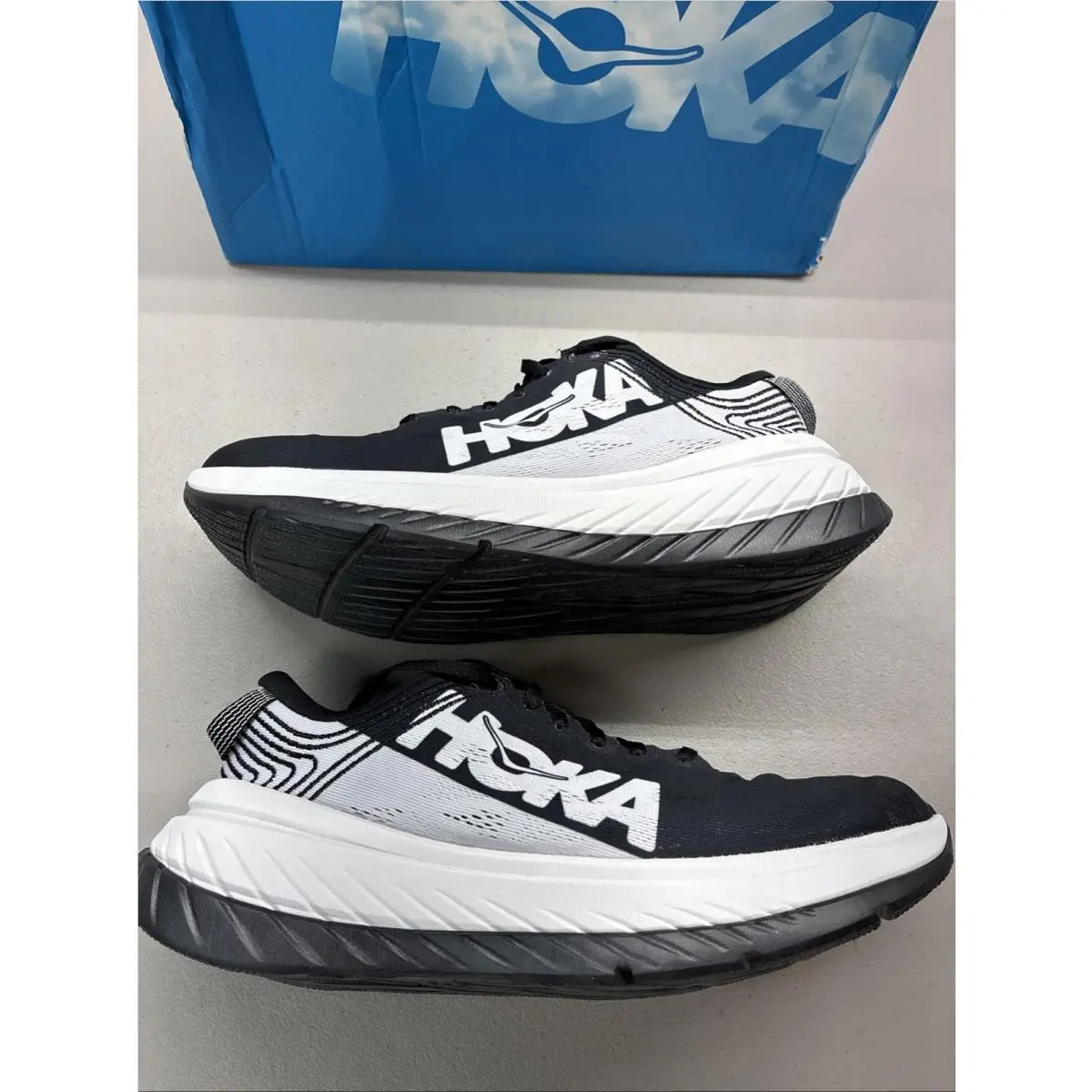 Hoka One One Carbon X Mens Size 9 US Black White Running Shoes Sneakers