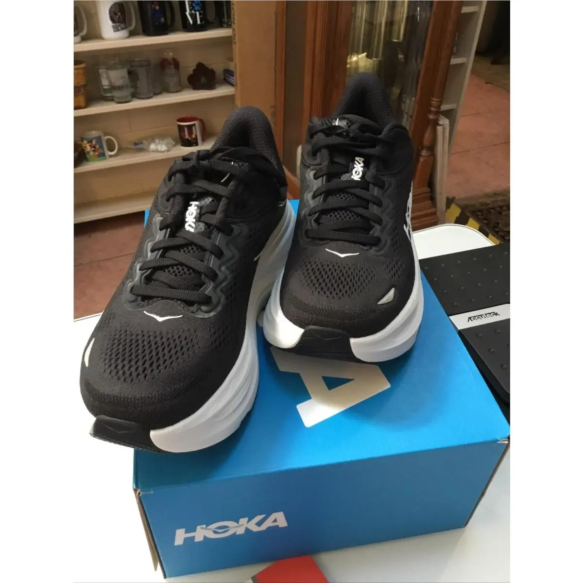 Hoka shoes - Hoka One One Bondi - One One Bondi - Black 0