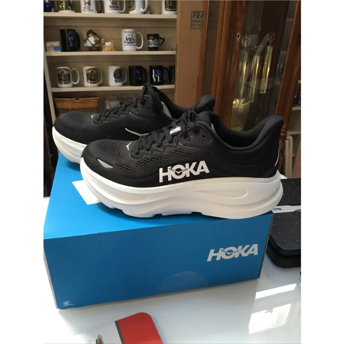Hoka shoes - Hoka One One Bondi - One One Bondi - Black 1
