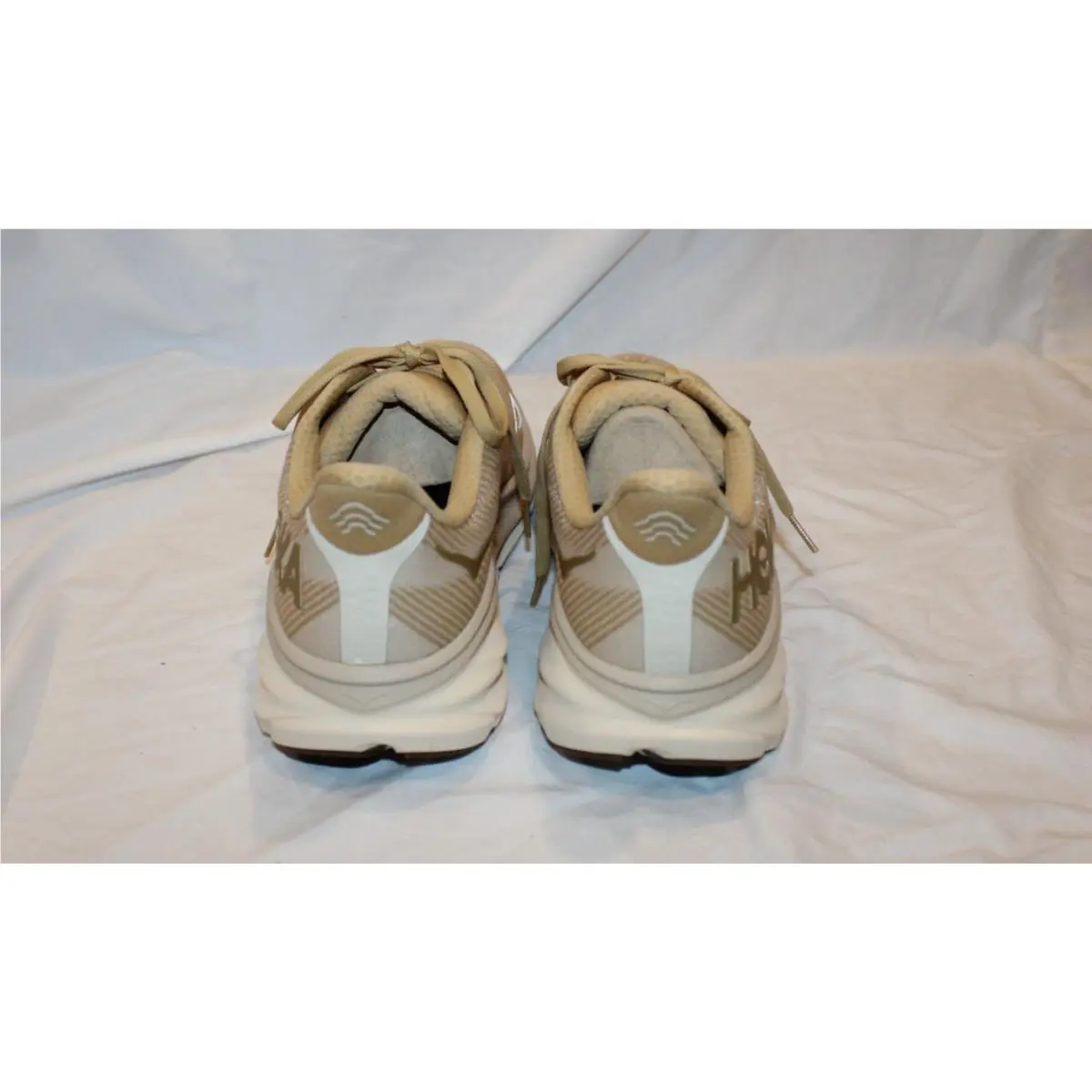 Hoka shoes - Beige 4