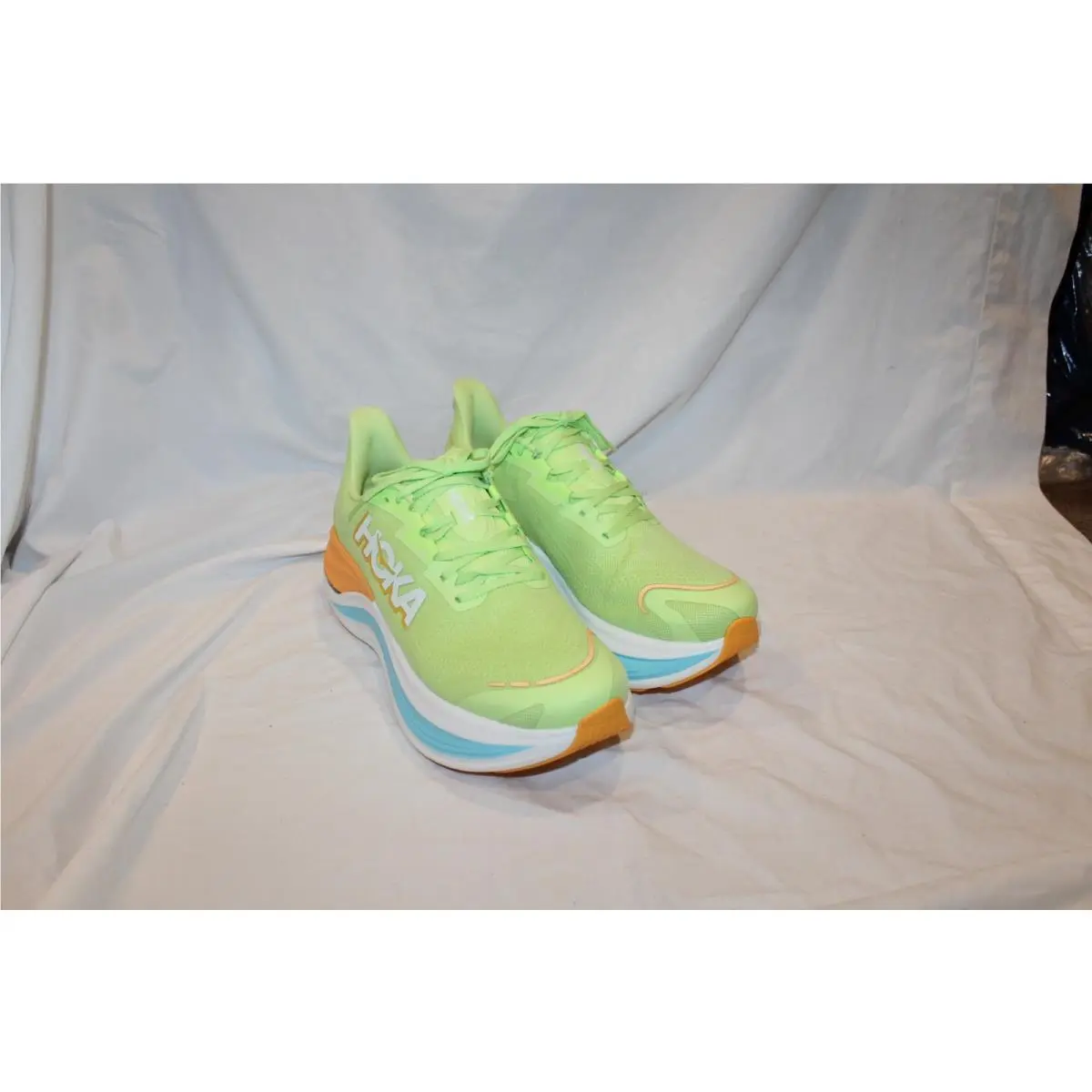 Hoka shoes - Hoka One One Skyward X - Yellow 1