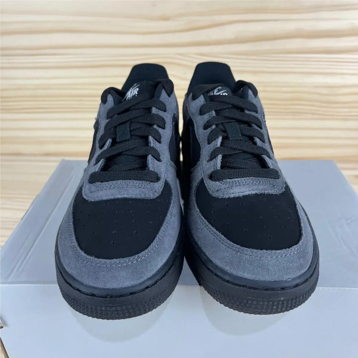 Nike shoes - Black 1