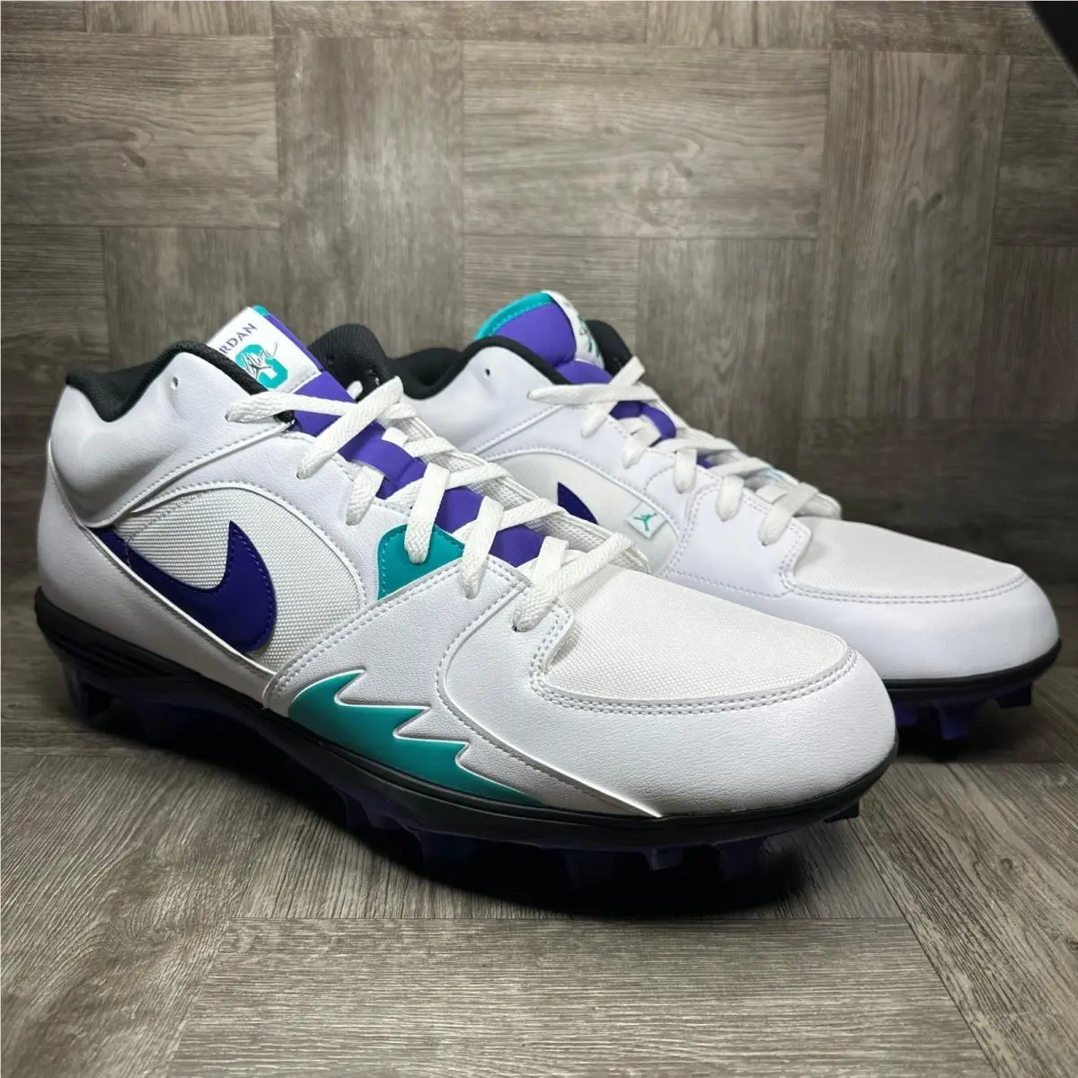 Nike shoes - White 3