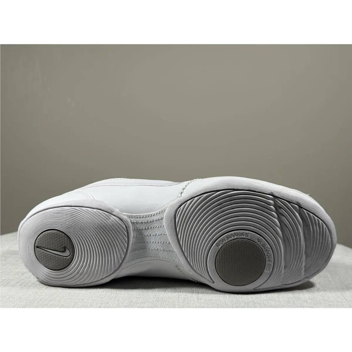 Nike shoes - Nike Cheer Unite - Cheer Unite - 583145-110 - White 1