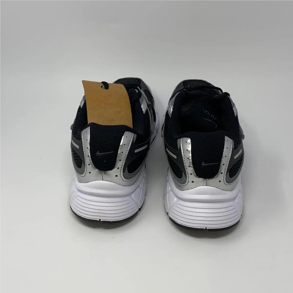 Nike shoes - Black (UPC: 198480926375) 1
