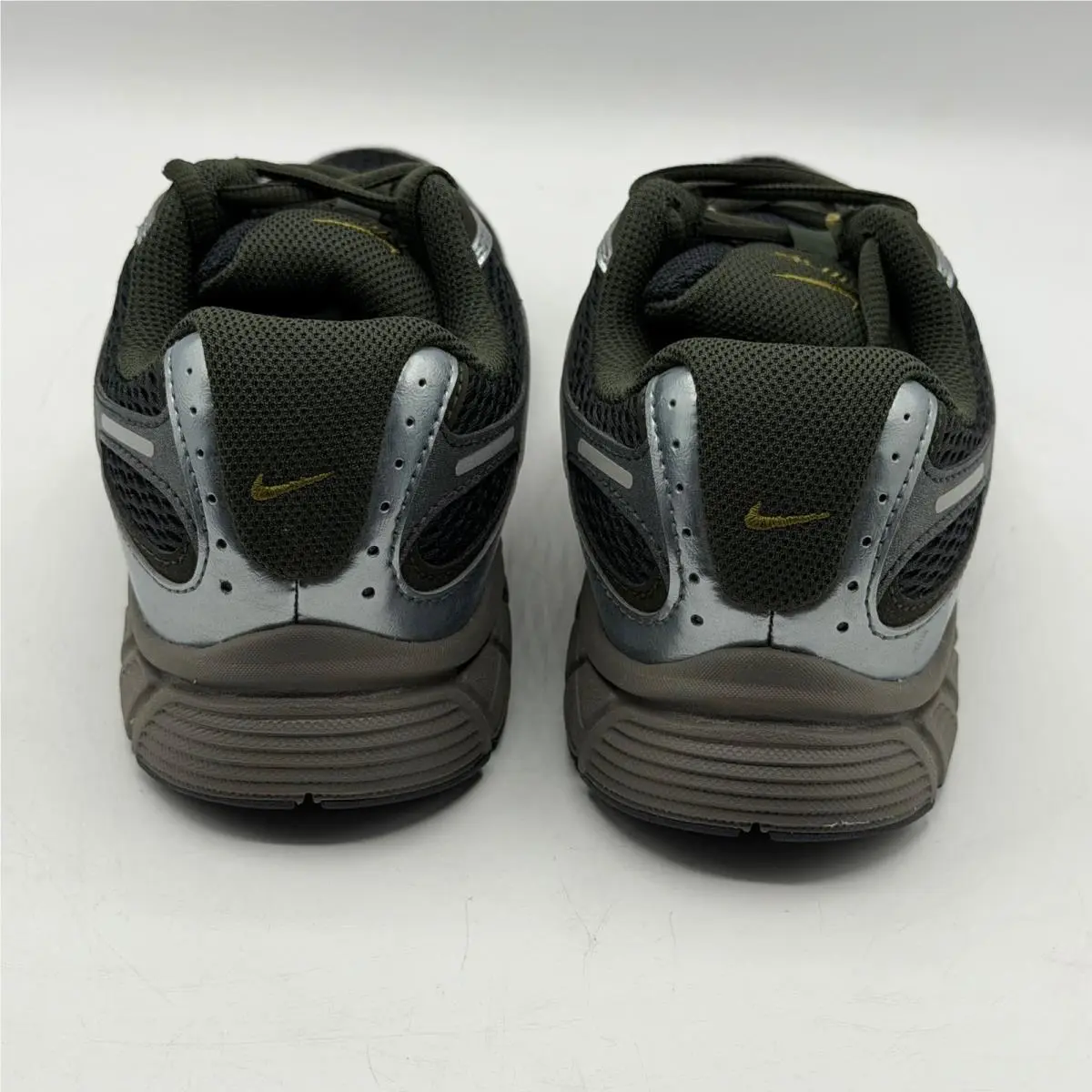Nike shoes - V5 RNR (GS) - RNR - Green 2