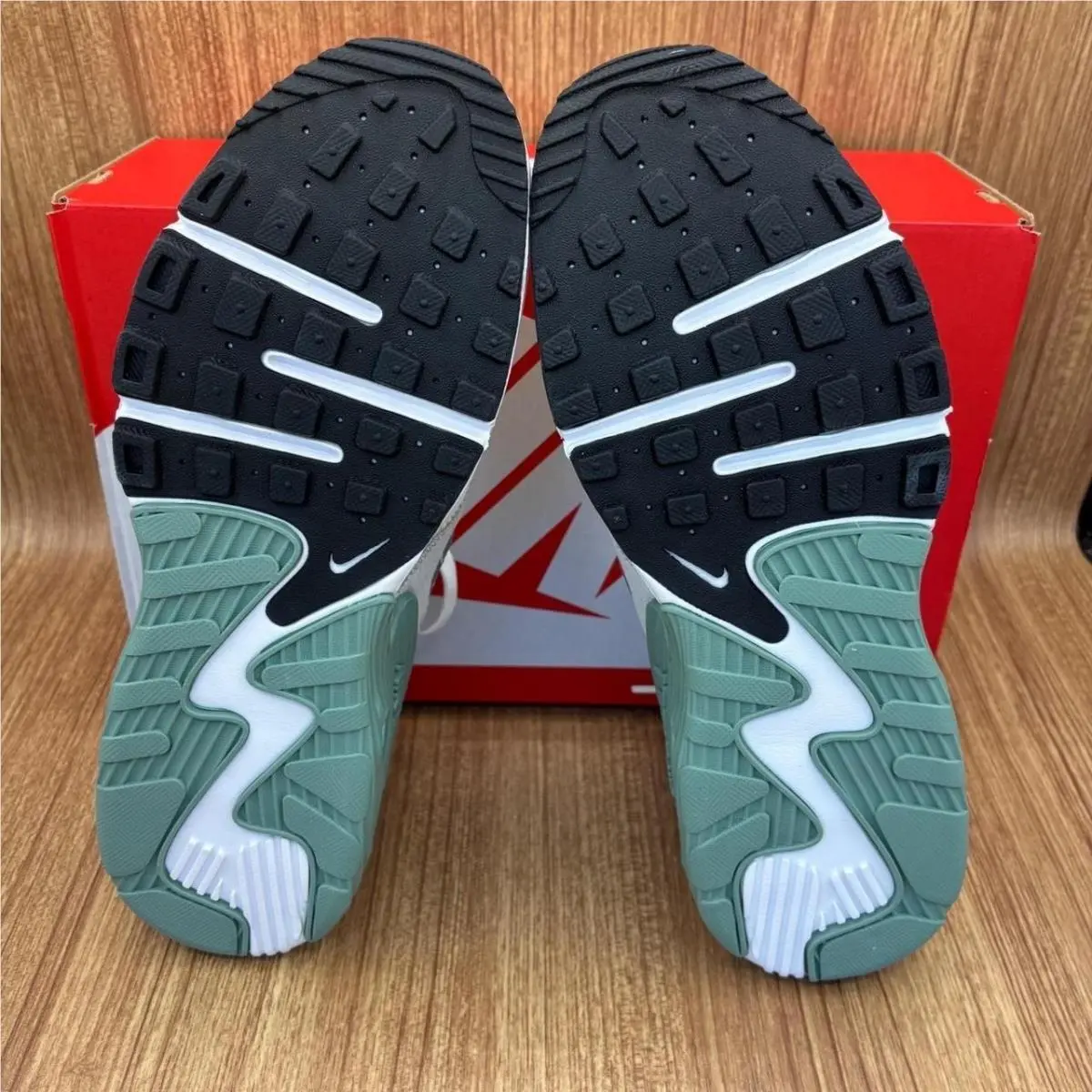 Nike shoes - Nike Air Max Excee - Air Max Excee - White 4