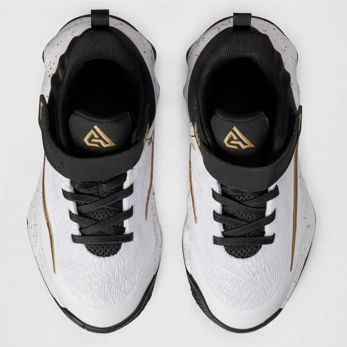 Nike shoes - Giannis Immortality 4 - Giannis Immortality - NKIH7665 - White (UPC: 197864682883) 1